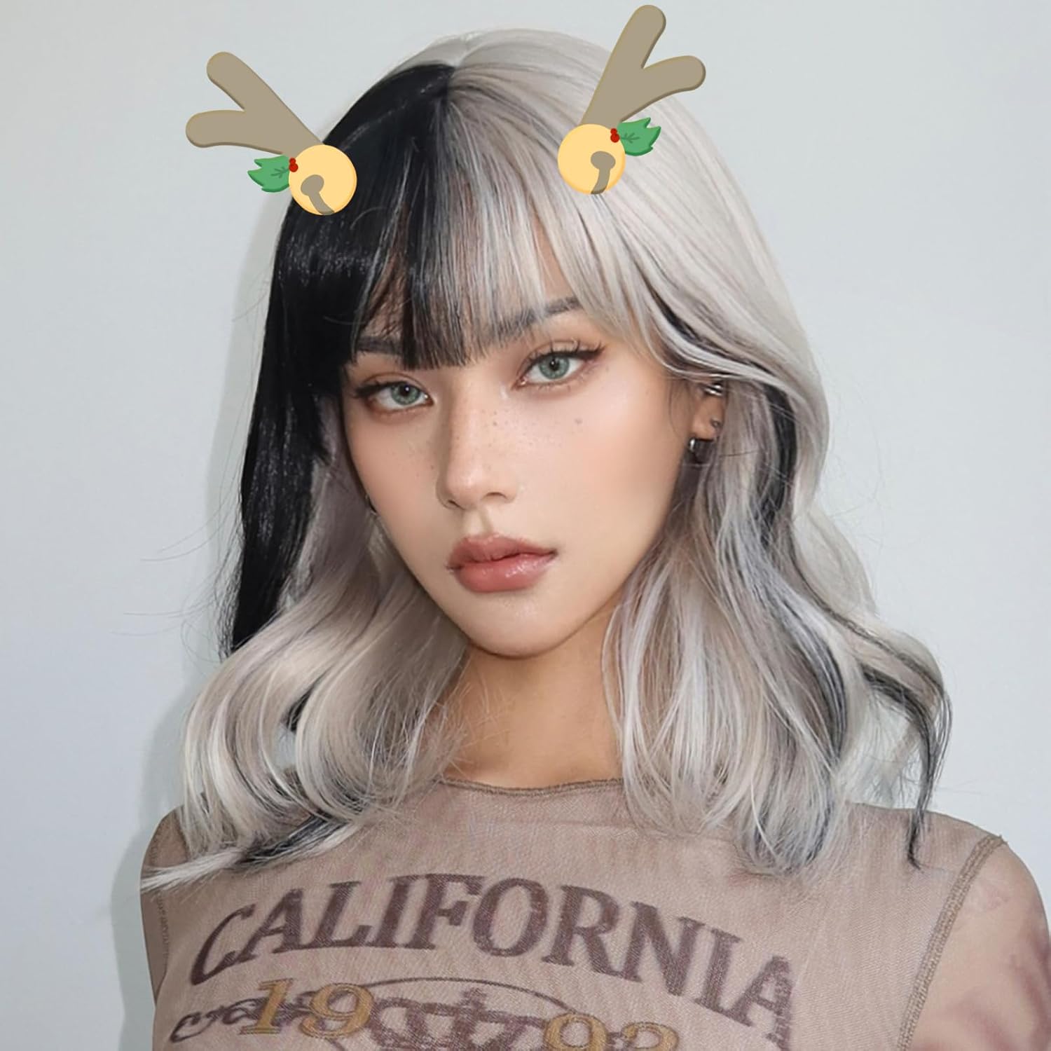 Short Wavy Salt Pepper Human Hair Wigs Platinum Curly Bob Wigs With Bangs White Wig