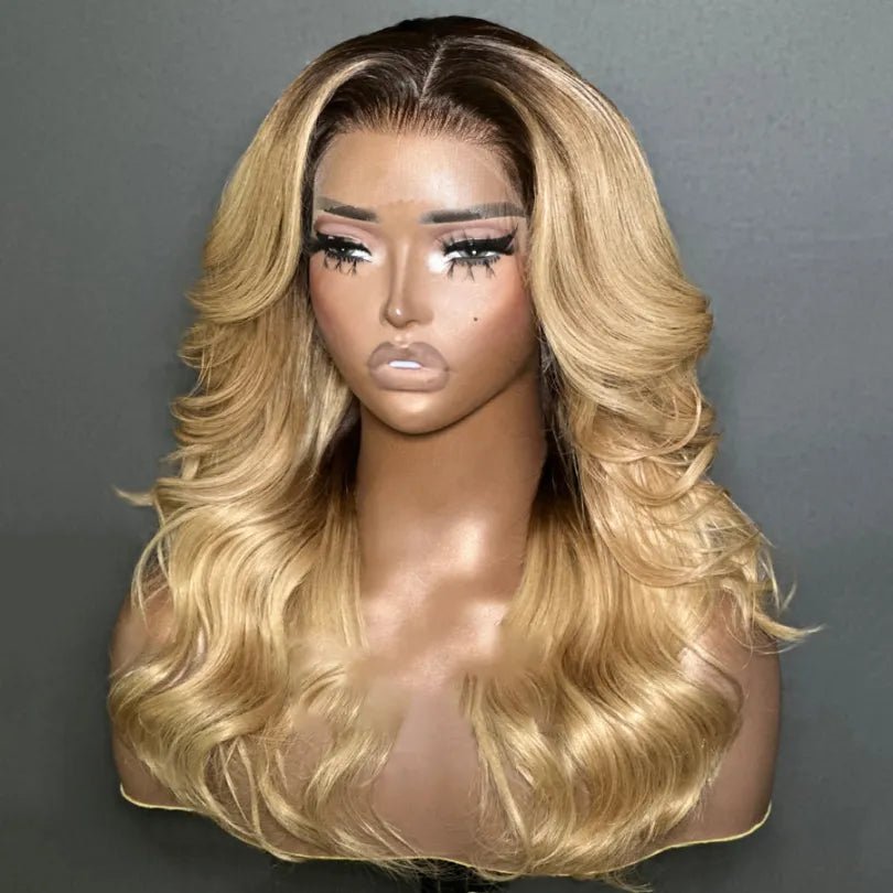 Classical Blonde Layered Cut Wavy Wigs - Wigtrends