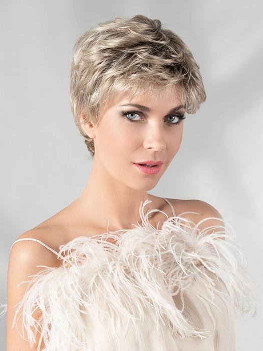 Human hair lace wigs fashion Elf Short Hair lightweight take and go Various colors - Wigtrends