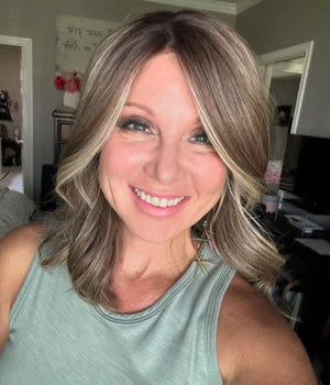 MODERN LUXE LIGHT BRUNETTE LONG WAVY SYNTHETIC LACE FRONT WIG - Wigtrends