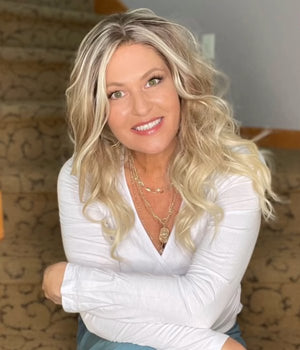 WHITE BLONDE BALAYAGE WAVY SYNTHETIC LACE FRONT WIG - Wigtrends