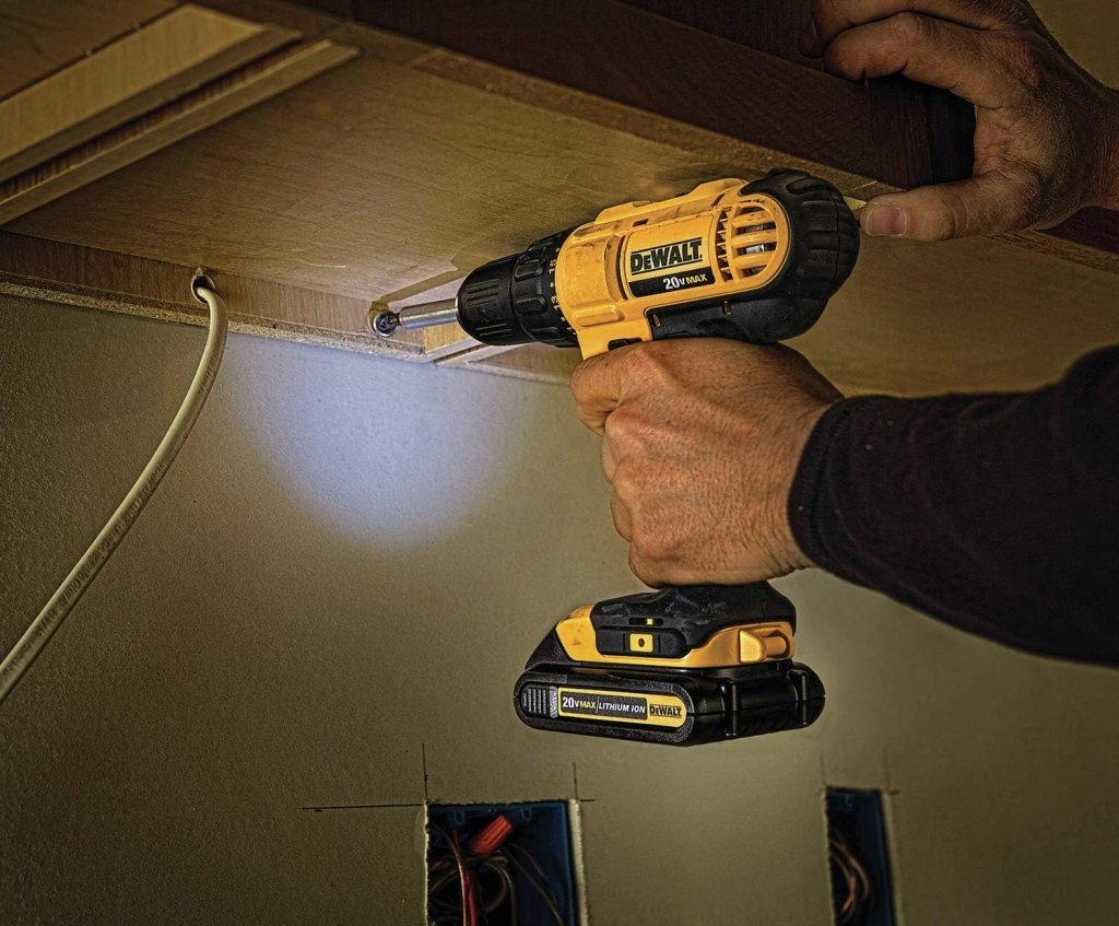 20V MAX Cordless Drill Impact Driver and LED Work Light Portable, Power Tool Combo Kit 3 Tool, 2 Batteries and Charger Included (DCK340C2) - Wigtrends
