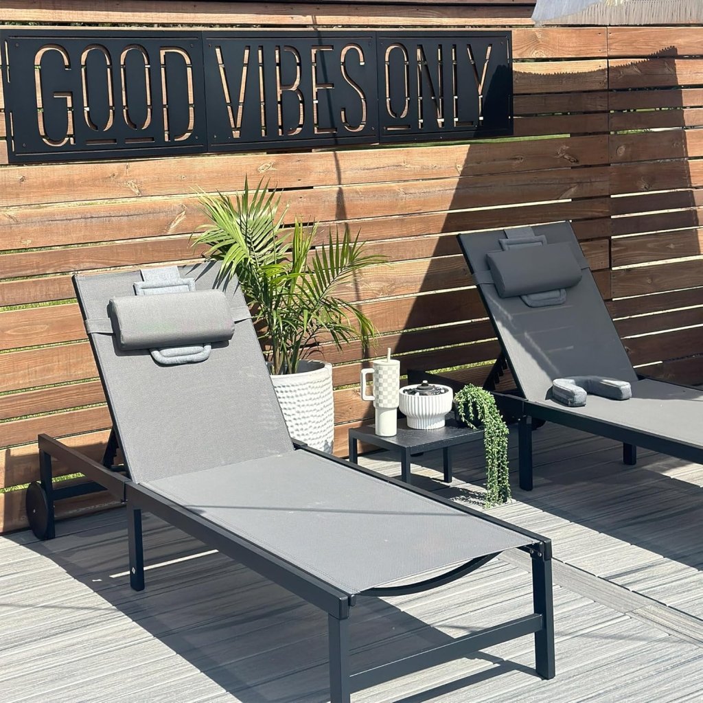 PURPLE LEAF Patio Tanning Lounge Chair Set with Face Down Hole Outdoor Aluminum Adjustable Reclining Chairs Wheels Pillows and Table for Poolside Beach Sunbathing Lounger, Beige - Wigtrends