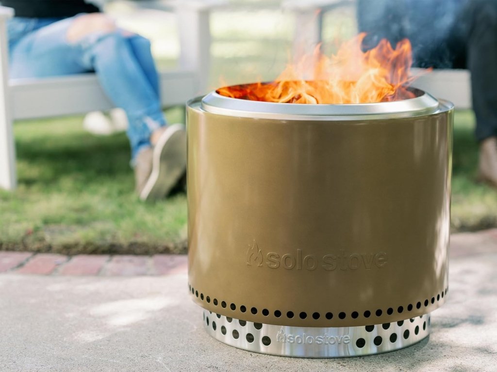 Solo Stove Bonfire 2.0 with Stand, 19.5 Inch Smokeless Fire Pit with Removable Ash Pan - Portable Outdoor Fire Pit - Stainless Steel Wood Burning Fireplace, Ideal for 4 - 6 People, 21.75 lbs - Wigtrends